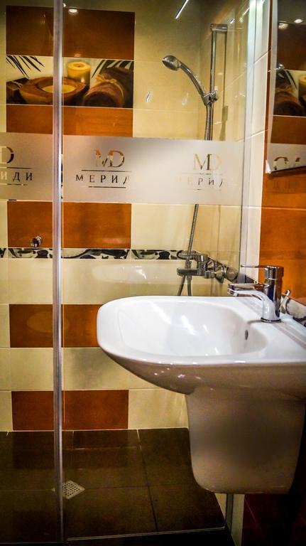 Guest House Meridi Priseltsi エクステリア 写真